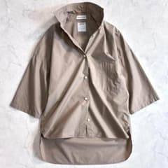 マディソンブルー J.BRADLEY B刺繍 半袖シャツ ブラウン vi3 マディソンブルー J.BRADLEY B刺繍 半袖シャツ ブラウン vi3 - メルカリ