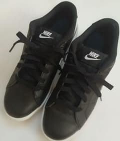 NIKE 합피 운동화 23cm dh3159