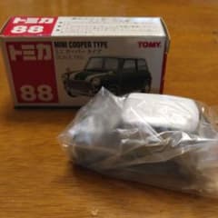 トミカ 88 ミニクーパー サスペンションのサムネイル
