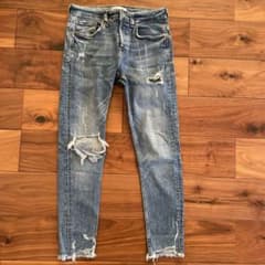 【メンズ】ZARA⭐︎ダメージジーンズデニムUSA30のサムネイル
