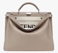 【ゆきだるま様専用】新品未使用　FENDI Peekaboo アイシーユーのサムネイル