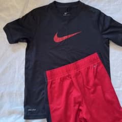 NIKE キッズ セットアップ XS(120〜130)のサムネイル