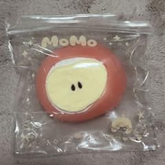 MoMo フルーツ大福スクイーズ りんごのサムネイル