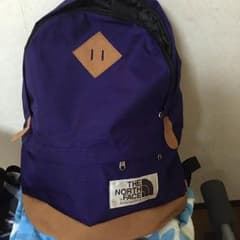 ノースフェイスリュックのサムネイル