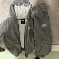 NIKE グレー パーカーとパンツセット XSのサムネイル