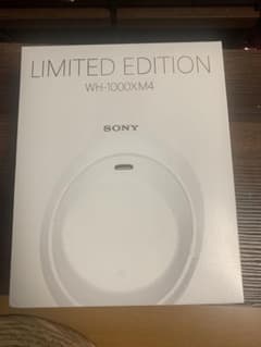 ワイヤレスヘッドホン WH-1000XM4 サイレントホワイトのサムネイル