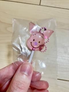 ディズニー　カラフルキャンディチャーム　ピグレット　ガチャガチャのサムネイル