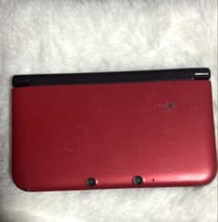 Nintendo 3DS LL 本体 レッド×ブラック 充電器のサムネイル