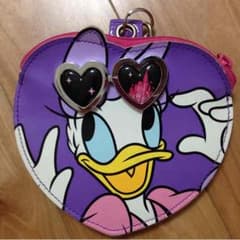 ディズニー デイジー パスケースのサムネイル