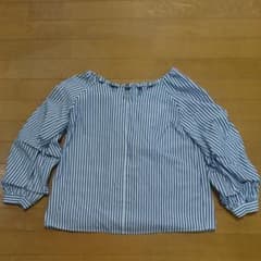 長袖ブラウスのサムネイル