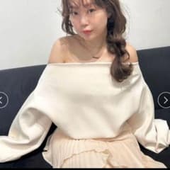 新品未使用】リリーブラウン♡ボンディングオフショルスウェット 
