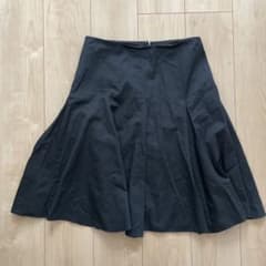 美品⭐︎アンタイトル　黒色フレアスカート サイズ4のサムネイル