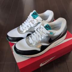 Nike Air Max ホワイト シルバー