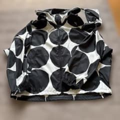 marimekko x UNIQLO ポケッタブルパーカ Mサイズ - メルカリ