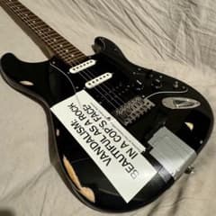 Nirvana カートコバーン vandalism ストラトキャスター - メルカリ