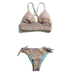 alexiastam swimwearのサムネイル