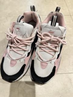 FILA スニーカー　24 ピンク　レディース　キッズのサムネイル