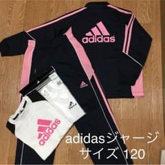 （専用！！！）120上下ジャージ&130Tシャツセットのサムネイル