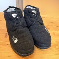 THE NORTH FACEヌプシ トラクション ライト Vチャッカ 防水 28 - メルカリ