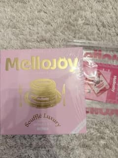メロジョイ mellojoy 贅沢スフレ いちご Lのサムネイル