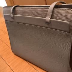 ルイヴィトン　エピ ハンドバッグのサムネイル