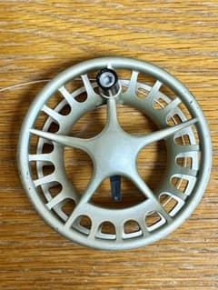 ✳️ラムソンLamson リキッド　3＋ 替えスプール一個付き WF4+100 ✳️ラムソンLamson リキッド 3＋ 替えスプール一個付き WF4+100