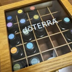 ドテラ　エッセンシャルオイル　16本セット　フランキンセンス　箱付きのサムネイル