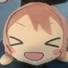山吹沙綾 寝そべりのサムネイル