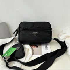 美品 PRADA ノベルティ ショルダーバッグ 7 h - メルカリ