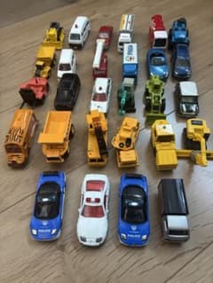 トミカ28台まとめ売りのサムネイル