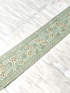 インド刺繍リボン 花柄 ミントグリーン　1mのサムネイル