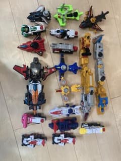 【豪華セット】ロボ・マシン等大量セット｜ルパンレンジャーVSパトレンジャーのサムネイル