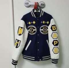 A BATHING APE スタジャン Mサイズ シリアルナンバー入り BAPE - メルカリ