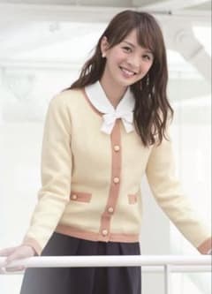 新品タグ付き★事務服　en joie　アンジョア　ニットジャケット　ホワイト7号