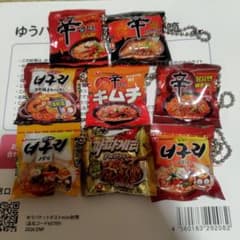 農心 NONGSHIM ラーメン ミニチュア キーホルダー 8種セットのサムネイル