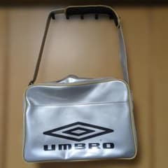 UMBRO シルバー ボールバッグ 中型のサムネイル