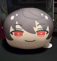 【朔間凛月】ビッグおまんじゅうクッションのサムネイル
