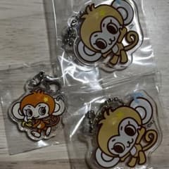 ルッキー　ナルミヤハッピーパーク　アクリルキーホルダー　ガチャのサムネイル