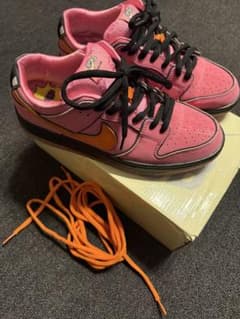 NIKE SB DUNK LOW スニーカー パワーパフガールズのサムネイル