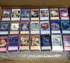 遊戯王 大量！ まとめ売り 10000枚のサムネイル