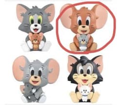 トムとジェリー ぬいぐるみ抱っこフィギュア ジェリーのサムネイル