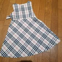 ひなたんママ専用バーバリー　１２０A ワンピース　子供服のサムネイル