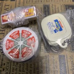 雪印メグミルク　ミニチュアチャームのサムネイル