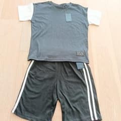 【新品未使用タグ付き】半袖Tシャツ ハーフパンツ セットのサムネイル