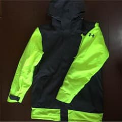 アンダーアーマー スノーウェア ダウン【お値下げ中】のサムネイル