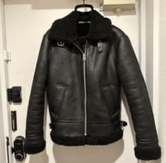 zaraムートンジャケット　黒　B3のサムネイル