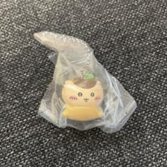 ちいかわ フィギュアキーホルダー くりまんじゅうのサムネイル