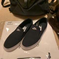 Nike　スリッポン スニーカー レディース　24.5cmのサムネイル