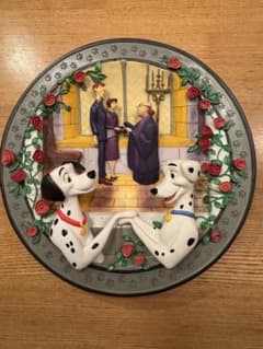 101匹わんちゃん 15000枚限定 レリーフプレート - メルカリ