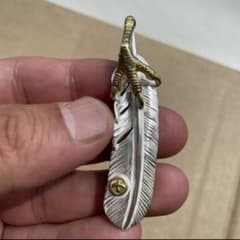 金爪 印台 メタル 付き 右 特大 フェザー ネックレス ハンドメイドのサムネイル
